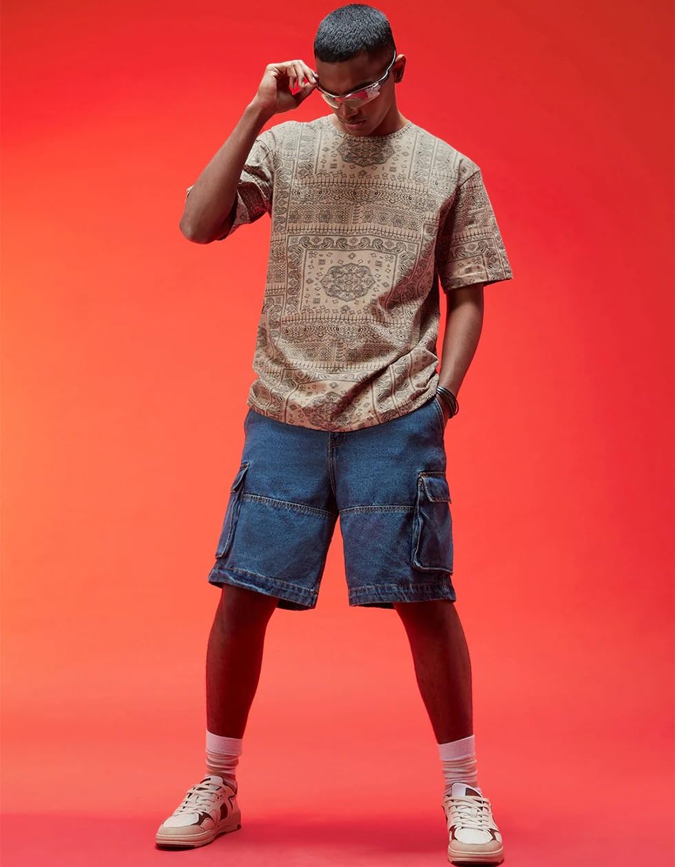 Veirdo® Pure Cotton Oversized Loose Baggy Fit Drop Shoulder Round Neck All Over Paisley Bandana Printed Half Sleeves T-Shirt for Men (Colors Available: White, Navy Blue & Beige)