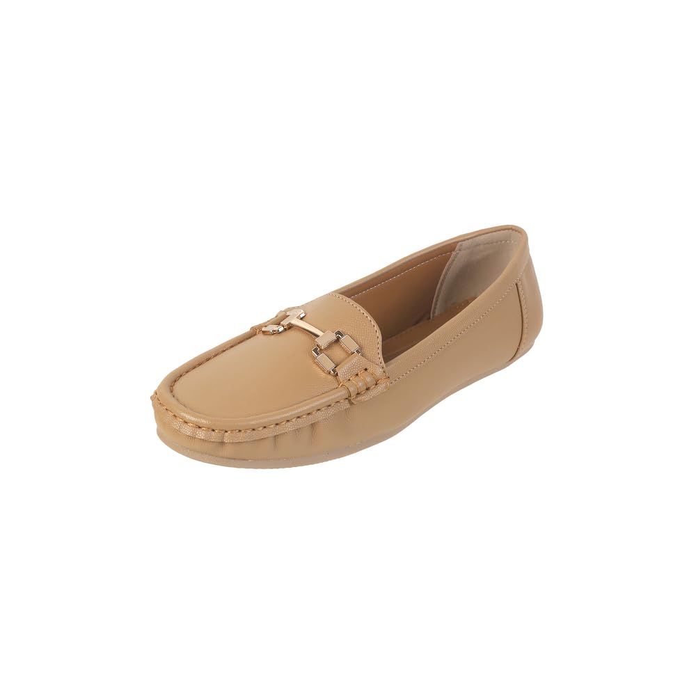 Metro Women Faux Leather Loafer Shoes
